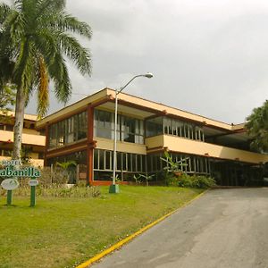 Hanabanilla Hotel